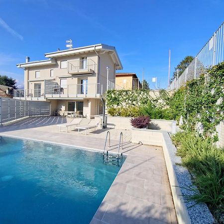 Villa Claudia With Private Pool コーリコ エクステリア 写真